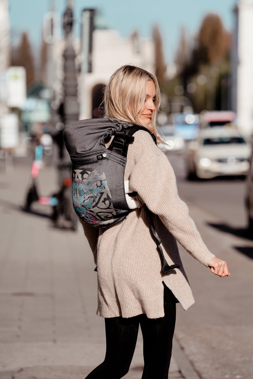 Porte-Bébé Onbu Lionne Alexandra - KOKADI